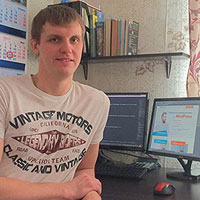 Жаров Роман